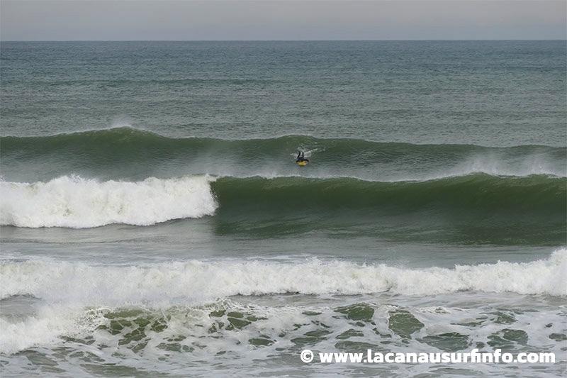 Lacanau Surf Info : surf report du 27/04/2024 à 9h