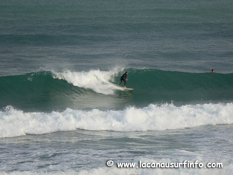 Lacanau Surf Info : surf report du 01/07/2022 à 9h