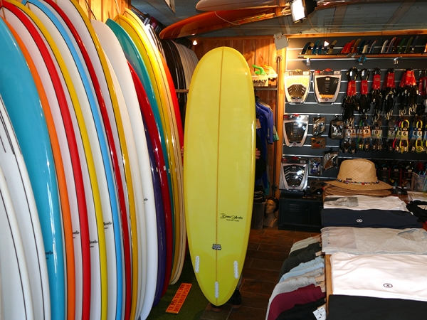 BANANA SURF SHOP