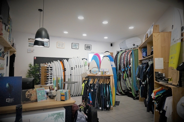A La Dérive Surf Shop
