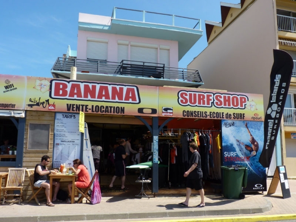 BANANA SURF SHOP - AL MERRICK