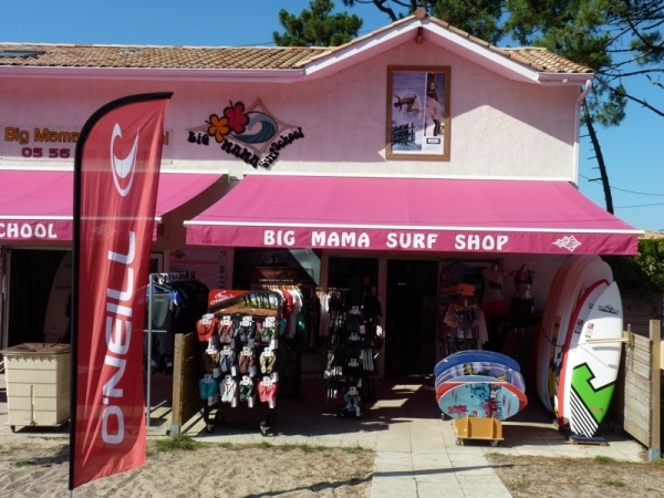 BIG MAMA SURF SHOP FAIT SES SOLDES